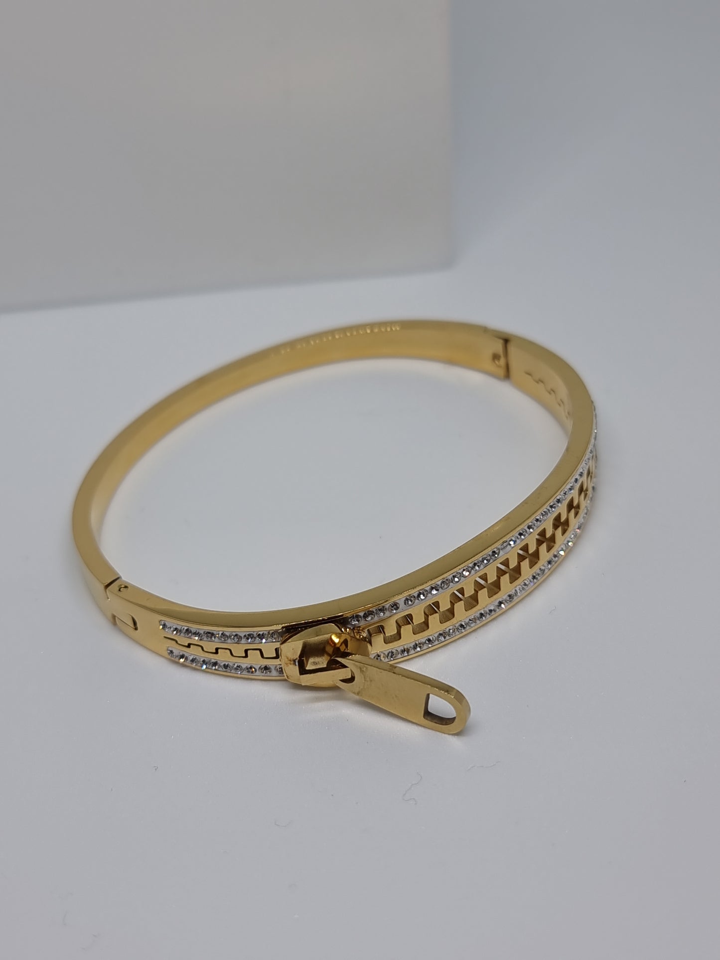 Zip it Bracelet (gold)