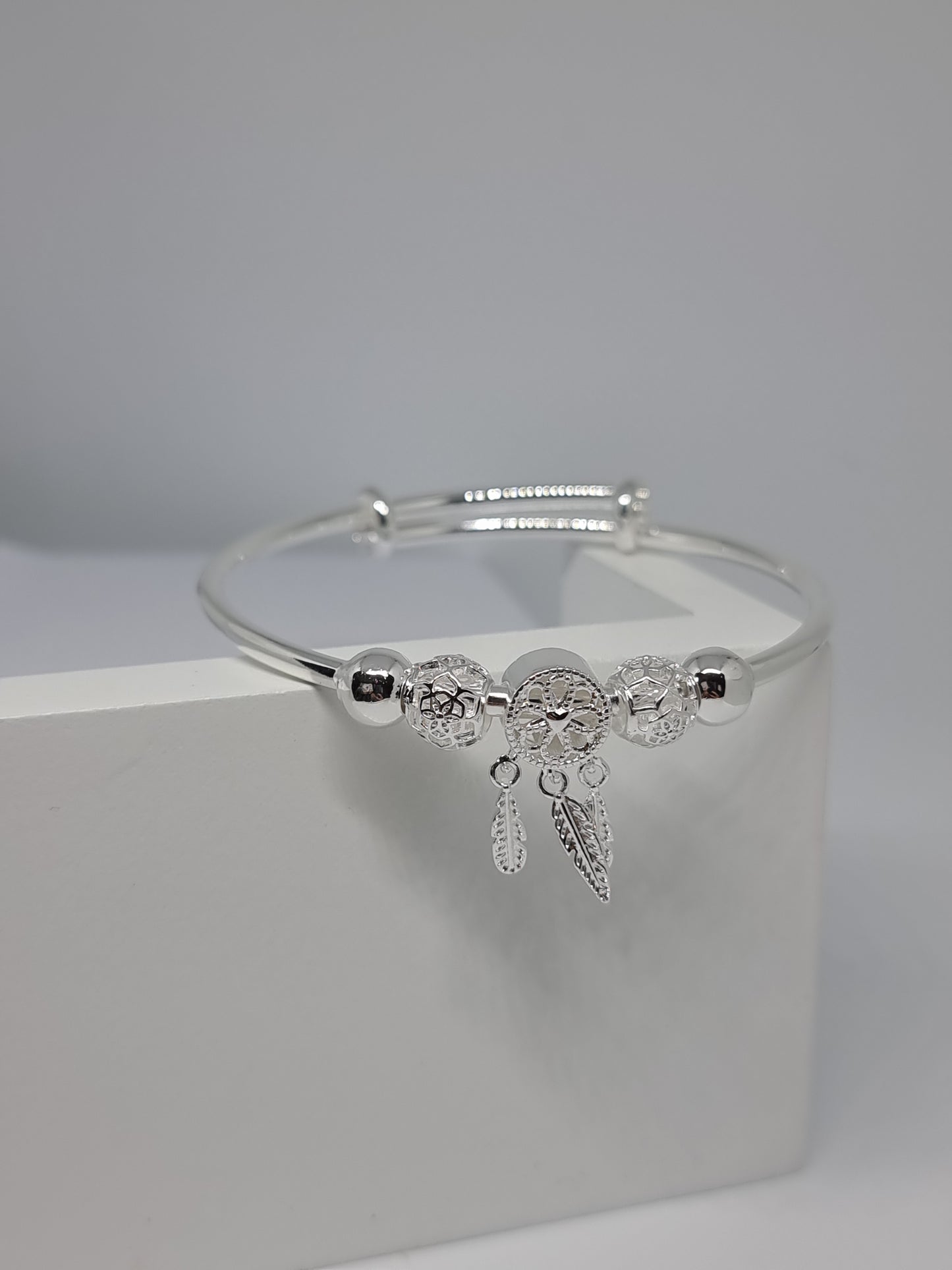 Feather me Bracelet